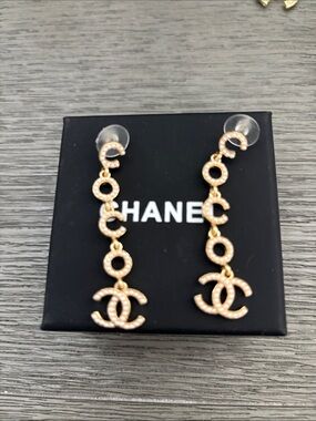 Cute dangle earrings